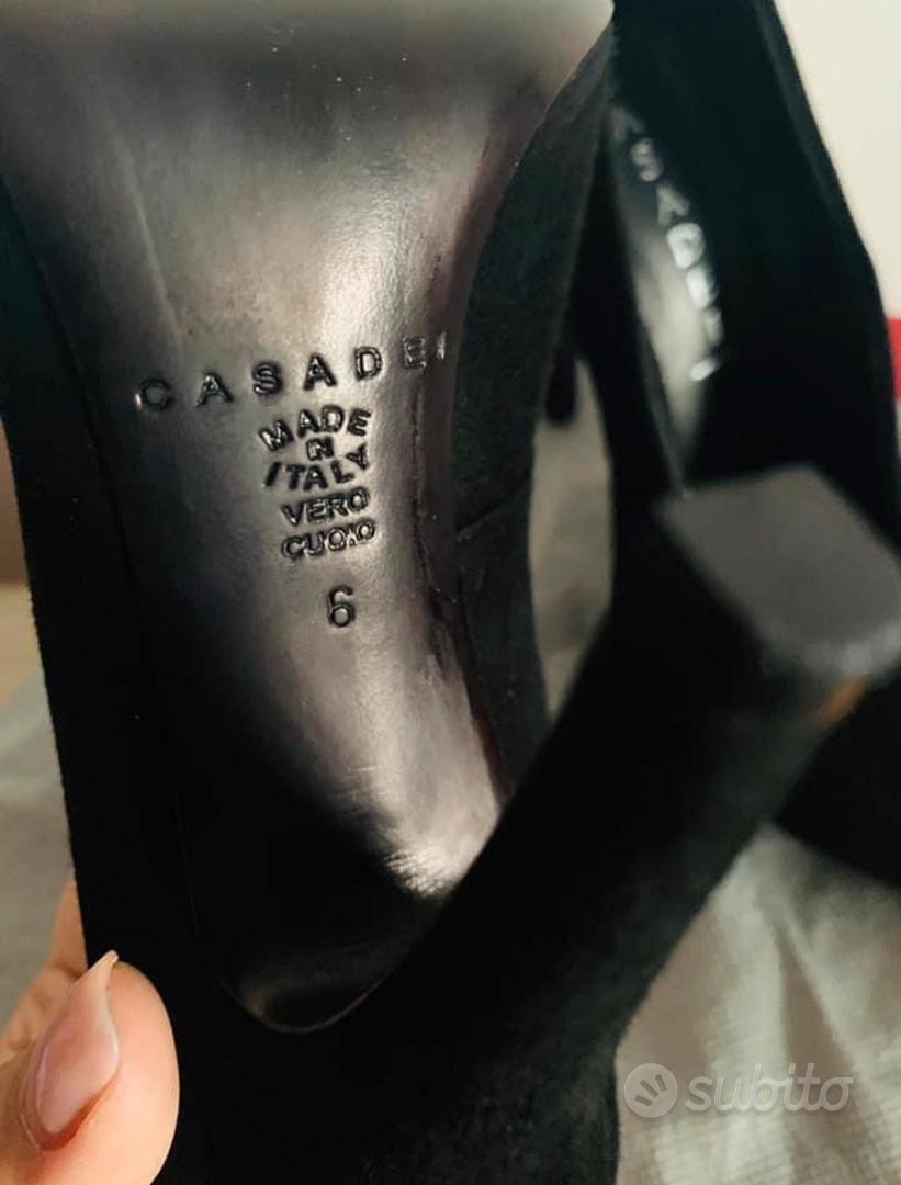 Casadei Abbigliamento e Accessori In vendita a Catania