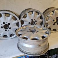 Cerchioni in lega 15'' Mercedes 5 fori