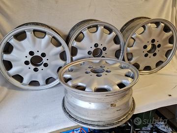Cerchioni in lega 15'' Mercedes 5 fori