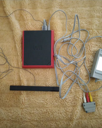 Consolle Nintendo Wii rossa