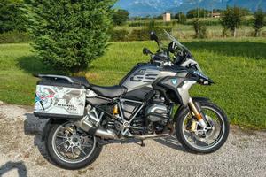 gs 1200 exclusive  full optional 