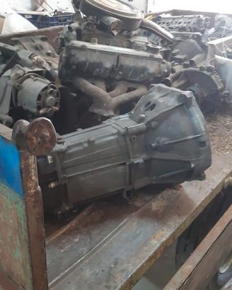 Materiale officina e ricambi Fiat 131