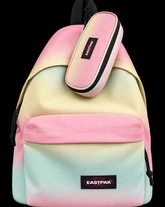 Zaino Eastpak con astuccio abbinato ovale single 