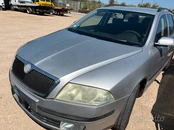 RICAMBI SKODA OCTAVIA SW 1.6 BENZINA ANNO:2007