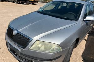 RICAMBI SKODA OCTAVIA SW 1.6 BENZINA ANNO:2007