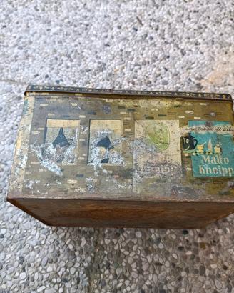 scatola vintage di"Malto dell'Abate Kneipp"