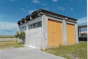 Capannone - magazzino