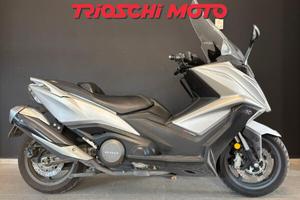 Kymco AK 550