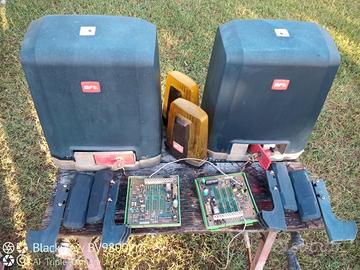 2  apricancello scorrevole Bft Ultra 400