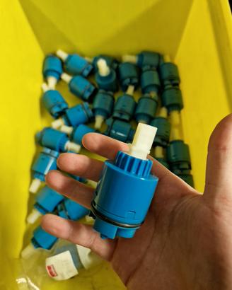 Cartuccia Universale con Distributore - 40mm Alta