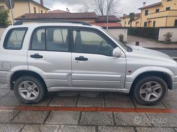 suzuki grand vitara 
