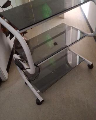 Carrello lavoro a 3 piani in vetro base acciaio.
