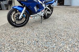 Yamaha r6
