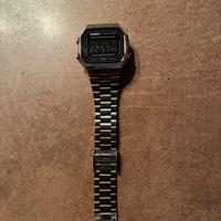 Orologio casio con cinturinno in acciaio