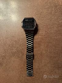 Orologio casio con cinturinno in acciaio
