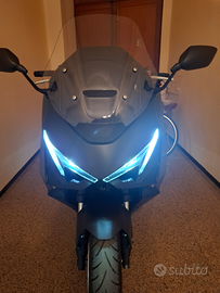 Honda Forza 750 2025