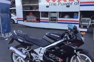 Honda VFR RC36 del 1990 FMI