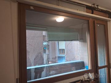 Finestrona e porta in PVC doppi vetri