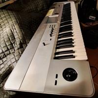 Tastiera Korg Krome 73-Key Keyboard Works Station