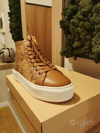 Sneakers alta scarpa Alviero Martini