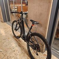 Bici e-mountain bike MBM Kairos Plus.
