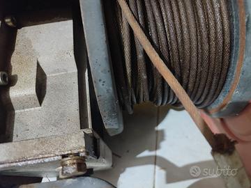 Paranco elettrico leuropea ( RITIRO IN ZONA)