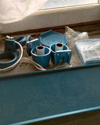 accessori bagno azzurri plastica