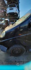 RENAULT TRAFIC 2006 - PARAFANGO SINISTRO