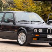 Bmw 318i coupe 89’ permuto