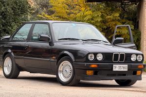 Bmw 318i coupe 89’ permuto