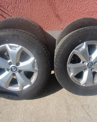 Cerchi+ Pneumatici per Dacia Duster II