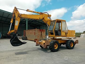 Escavatore fiat allis FE12 gommato con targa