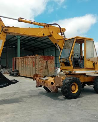 Escavatore fiat allis FE12 gommato con targa