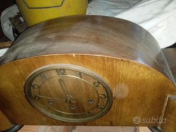 Antico orologio soprammobile vintage