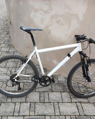 MTB alluminio mountainbike