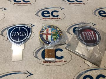 Loghi Alfa , Lancia, Fiat da muro