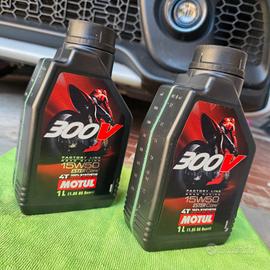 Olio MOTUL 15W50 300V 4T
