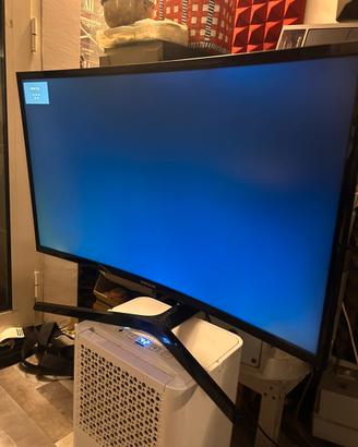 Schermo samsung 27” curvo hdmi