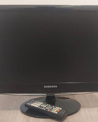 Monitor TV 22 Samsung B2230HD con supporto a muro