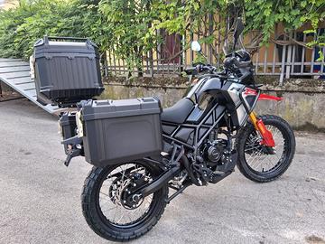 CYCLONE RX2 125**TURISMO MOT. A LIQUIDO