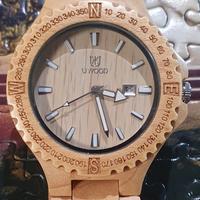 Orologio in legno naturale 