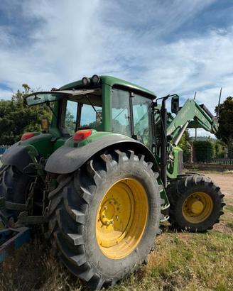 TRATTORE JOHN DEERE 6620
