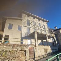 Castione Andevenno splendido caseggiato