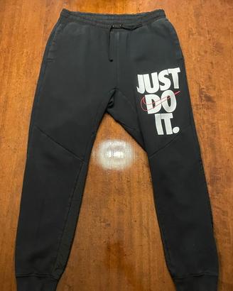 Pantaloni tuta Nike