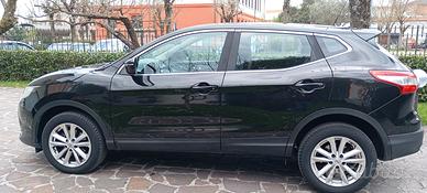 Nissan Qashqai Acenta