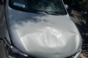 MACCHINA INTERA O PER PEZZI DI RICAMBIO