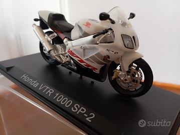 Modellino moto "Honda" scala 1:24