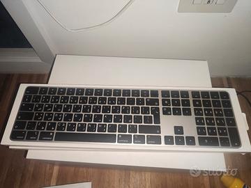 Apple Magic Keyboard with touch Id