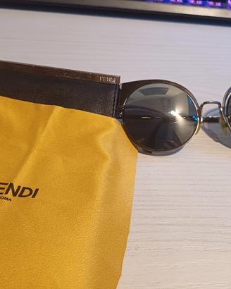Occhiali fendi con custodia e panno originali