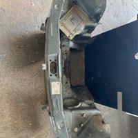 Calandra supporto fari originale Alfa Romeo 75